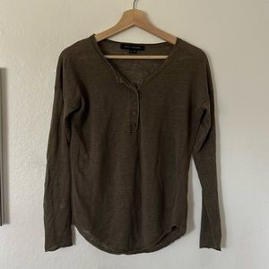 Skull Cashmere 100% Linen 1/4 Button Sweater in Green Skull Detail on Back Sz XS